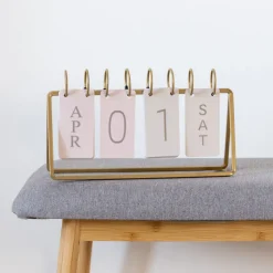 Sale Calendrier perpetuel Objet Décoratif